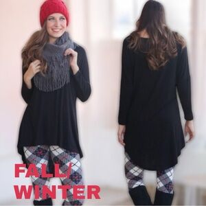 NEW✔️ Black Hi/Lo TUNIC 3/4 Sleeve, Oversized
📌Leggings/Avail Sep.Listing
C/1